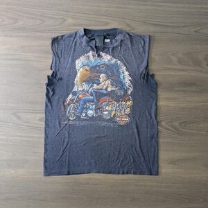 Vintage Harley Davidson 3d Emblem Born Free Faded Black Cutoff Tshirt